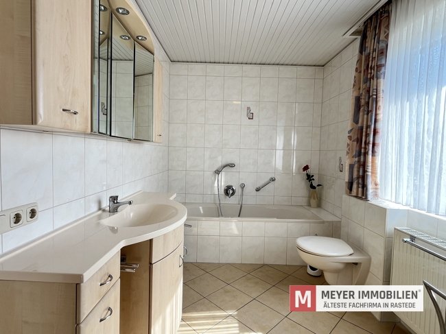 Großzügiger Bungalow in Rastede-Wahnbek (Obj.-Nr. 6514)