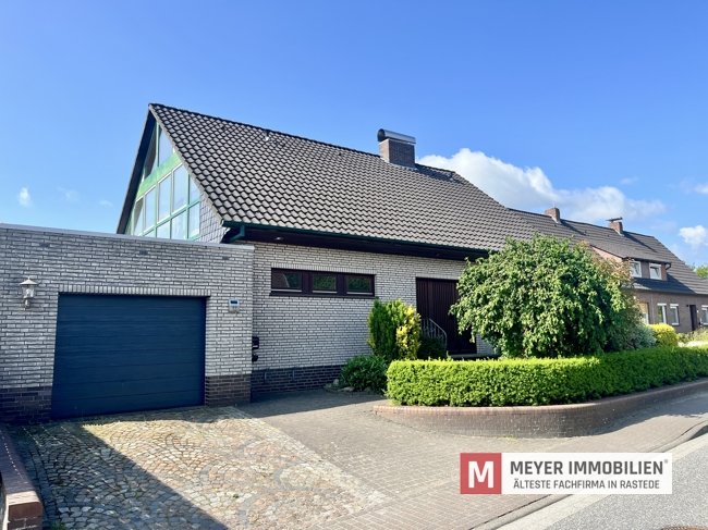 Zentral gelegenes EFH in Rastede auf einem Erbpachtgrundstück (Obj.-Nr. 6516)