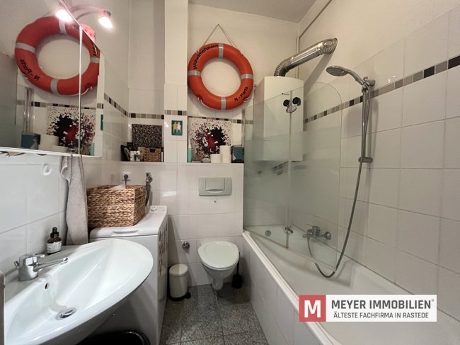 Zedeliusstraße: Mehrfamilienhaus mit 8 Wohneinheiten Nähe Kurpark (Obj.-Nr.: 6465)