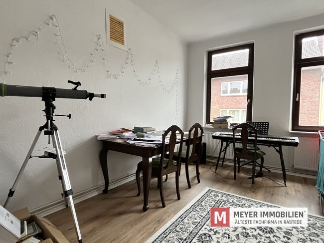 Zedeliusstraße: Mehrfamilienhaus mit 8 Wohneinheiten Nähe Kurpark (Obj.-Nr.: 6465)