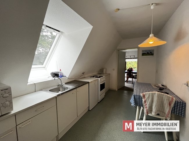 Resthof mit 4 Wohneinheiten auf 3,8 ha Grünland in idyllischer Lage von Salzendeich (Obj.-Nr.: 6449)