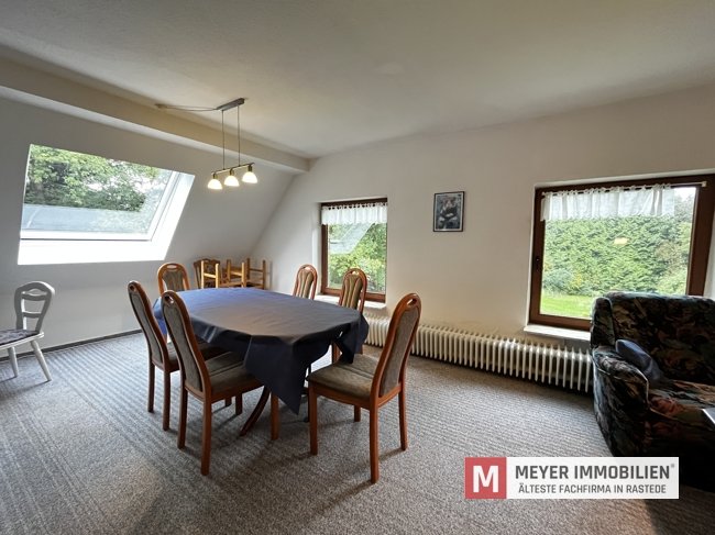 Resthof mit 4 Wohneinheiten auf 3,8 ha Grünland in idyllischer Lage von Salzendeich (Obj.-Nr.: 6449)