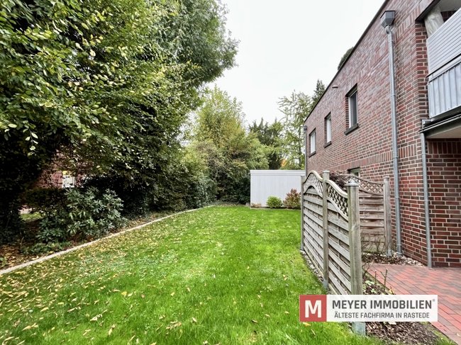 Moderne Neubauwohnung mit Garten in einem 5FH in Ortskernlage von Rastede (Obj.-Nr.: 6553)