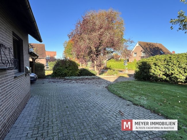 Helle DG Wohnung in ruhiger Lage in Altmoorhausen (Objekt-Nr.: 6555)