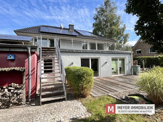 Stadtvilla in Rastede auf Erbpachtgrundstück mit Dachterrasse, Sauna & KfW40-Standard (Obj.-Nr. 6538