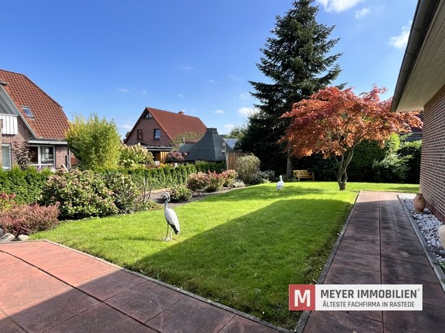 Viel Platz auf einer Ebene - Gepflegter Bungalow mit Ausbaupotenzial in Jaderberg (Obj.-Nr. 6521)