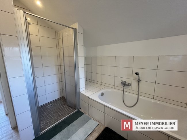 Sanierte Doppelhaushälfte direkt in Jaderberg zu verkaufen (Obj.-Nr.: 6551)