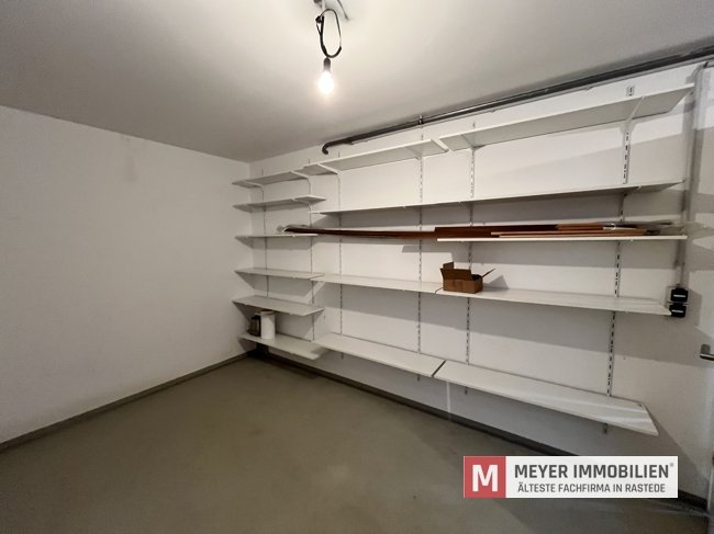 Stadtvilla in Rastede auf Erbpachtgrundstück mit Dachterrasse, Sauna & KfW40-Standard (Obj.-Nr. 6538