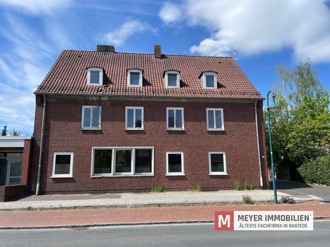 Ehemaliges Postgebäude in direkter Zentrumslage von Zetel  (Obj.Nr. 6507)