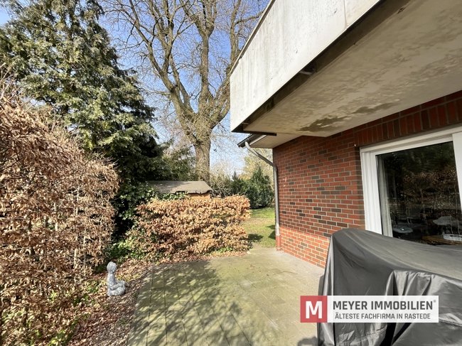 Moderne Erdgeschosswohnung mit Garten und Carport im Herzen von Rastede (Obj.-Nr. 6592)