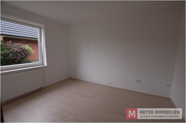 Moderne DHH mit Terrasse im Ortskern von Rastede (Obj.-Nr. 6614)