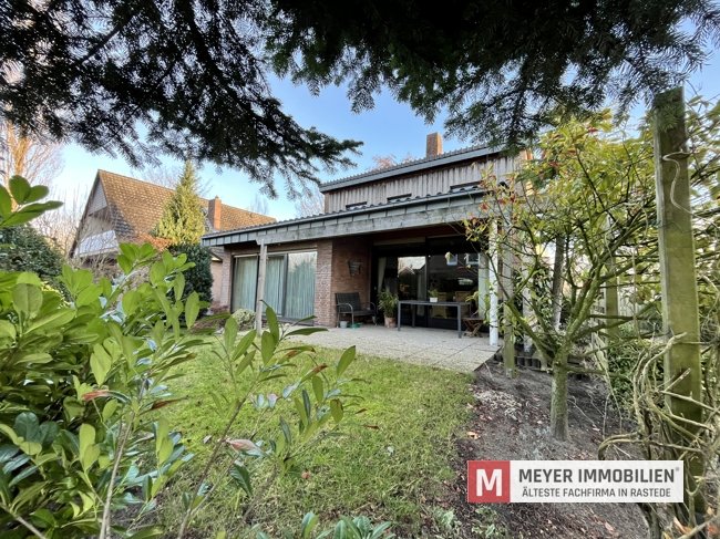 Helles Architektenhaus auf ruhigem Hintergrundstück in OL-Dietrichsfeld (Obj.-Nr. 6616)