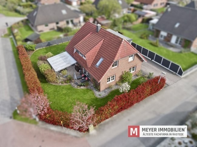 Modernes und geräumiges Einfamilienhaus in Jaderberg (Obj.-Nr.: 6617)