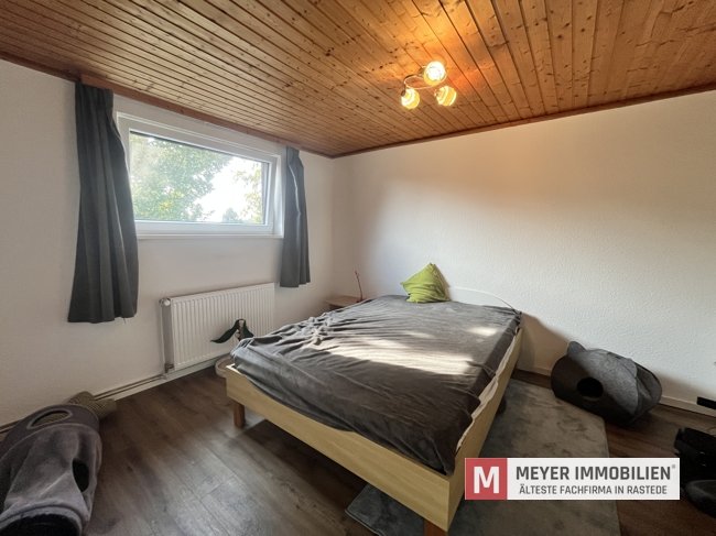 Bezugsfreie und sanierte Doppelhaushälfte in Jaderberg zu verkaufen (Obj.-Nr.: 6623)