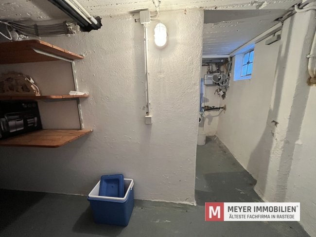 Bezugsfreie und sanierte Doppelhaushälfte in Jaderberg zu verkaufen (Obj.-Nr.: 6623)