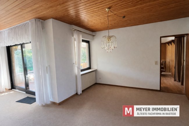 Bungalow auf Traumgrundstück in ruhiger und zentrumsnaher Lage von Bad Zwischenahn (Obj.-Nr.: 6606)