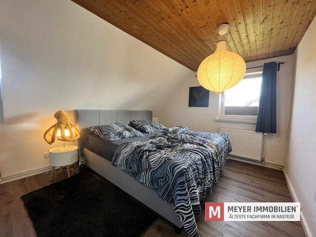Bezugsfreie und sanierte Doppelhaushälfte in Jaderberg zu verkaufen (Obj.-Nr.: 6623)