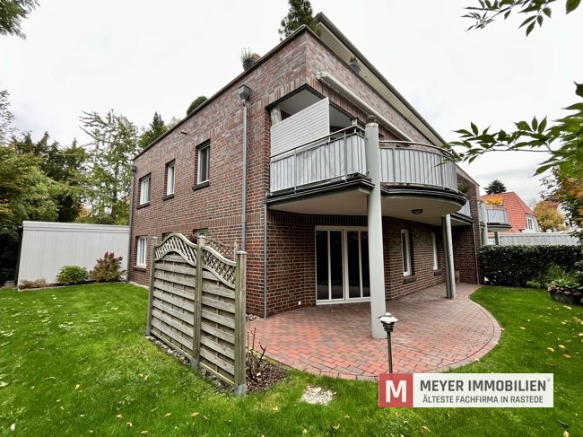 Moderne Neubauwohnung mit Garten in einem 5FH in Ortskernlage von Rastede (Obj.-Nr.: 6553)