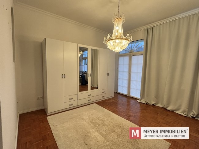 Wohn- und Gewerbeensemble mit Halle und Mieterträgen auf großem Grundstück (Obj.-Nr. 6559)