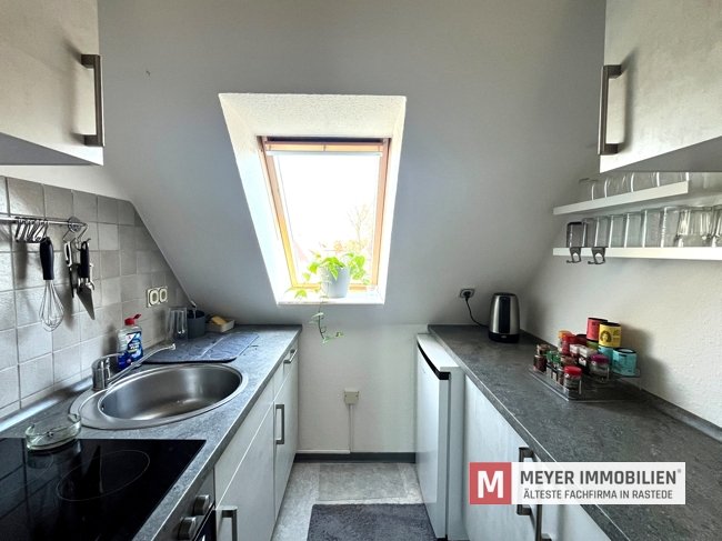 Zentrale gelegenes Wohn- und Geschäftshaus mit Restaurant und 3 Wohneinheiten in Rastede (Obj. Nr. 6604)