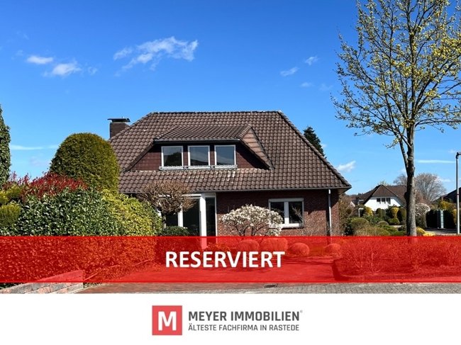 Ruhig gelegenes EFH in Rastede auf einem Erbpachtgrundstück zu verkaufen (Obj.-Nr.: 6656)