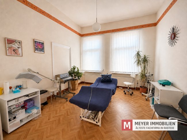 Praxis, Büro &amp; Dienstleisungsfläche mit möglichem Wohnpotenzial in Donnerschwee (Obj.-Nr. 6646)