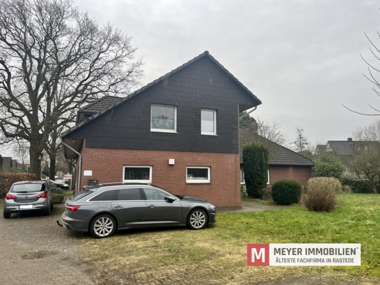 Vorderansicht sep. DG-Wohnung Vorderansicht sep. DG-Wohnung