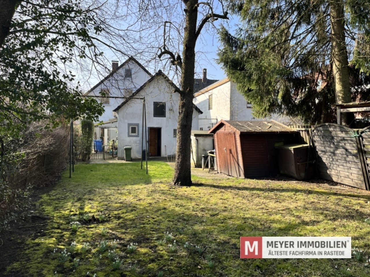rückwärtige Ansicht rückwärtige Ansicht
