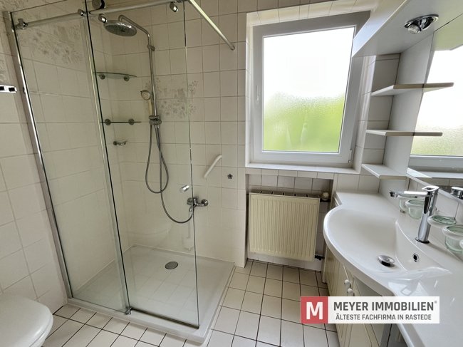 Badezimmer im OG Badezimmer im OG