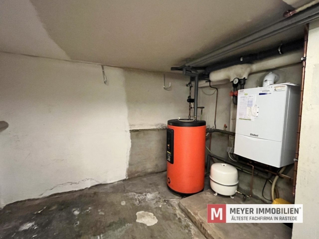 Heizungsraum im Keller Heizungsraum im Keller