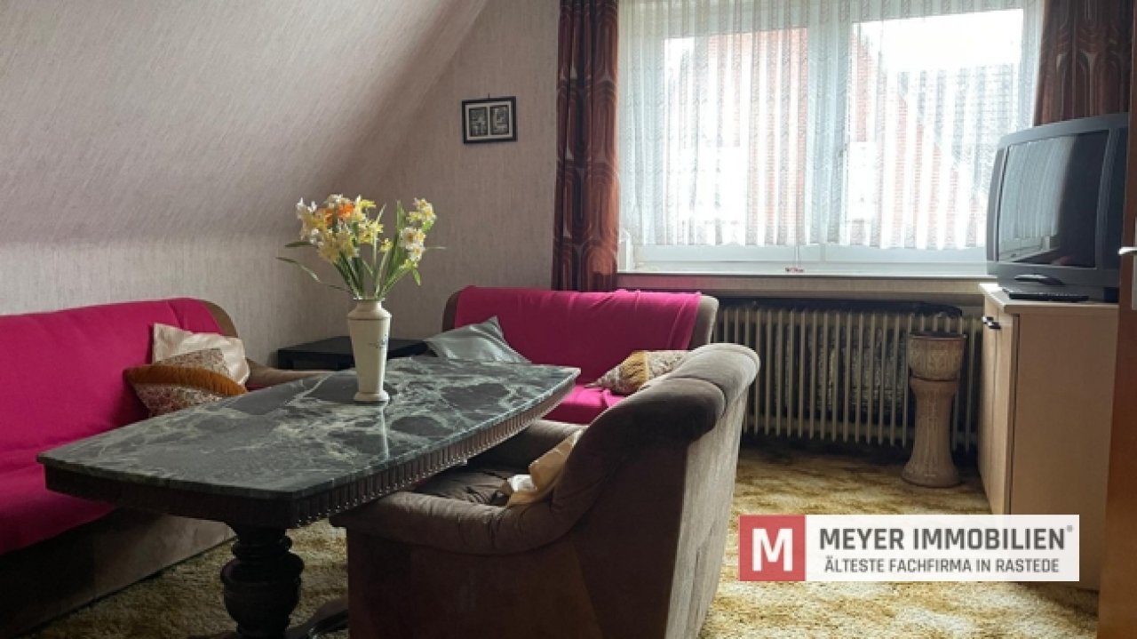 Wohnzimmer DG