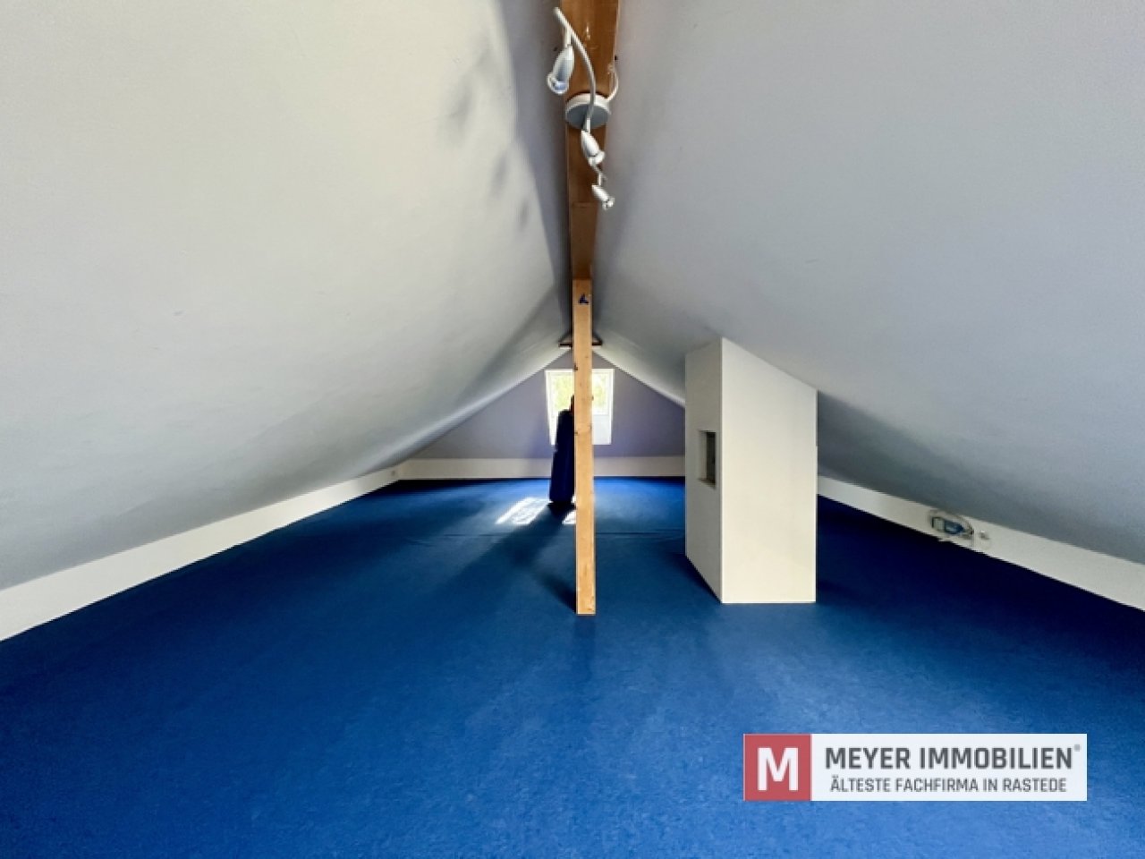 Spitzboden Spitzboden