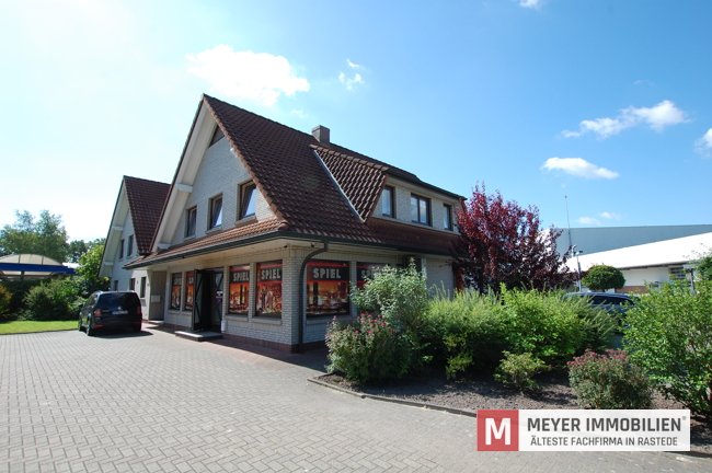 Wiefelstede: DG-Wohnung mit großer Dachterrasse und Garage im Ortskern von Wiefelstede (Objekt-Nr.: 5980) 
