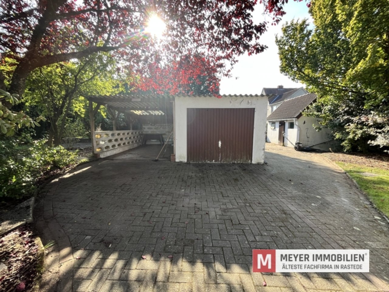 Garage/Caport