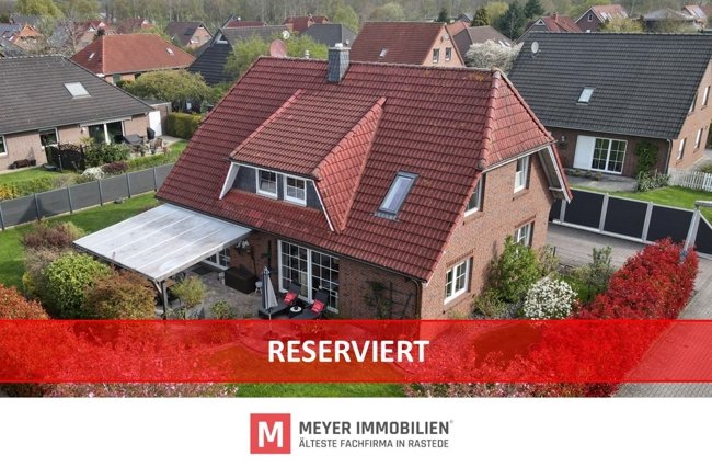 Modernes und geräumiges Einfamilienhaus in Jaderberg (Obj.-Nr.: 6617) 