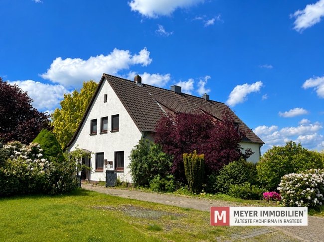 Bezugsfreie und sanierte Doppelhaushälfte in Jaderberg zu verkaufen (Obj.-Nr.: 6623) 