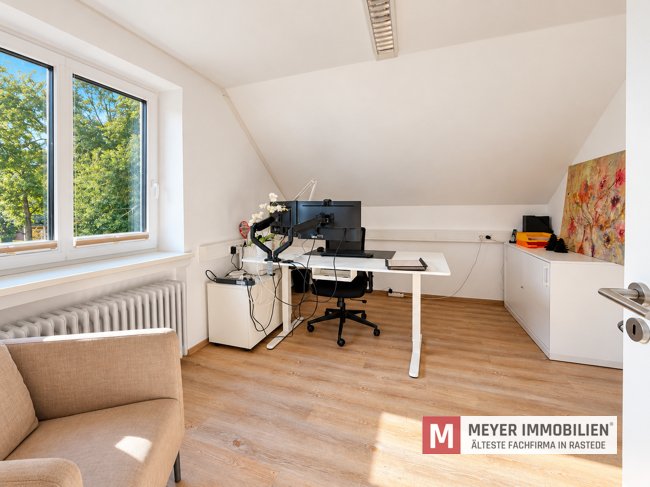 Büro/Praxisraum Büro/Praxisraum