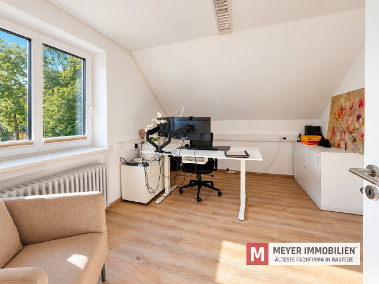 Büro/Praxisraum Büro/Praxisraum