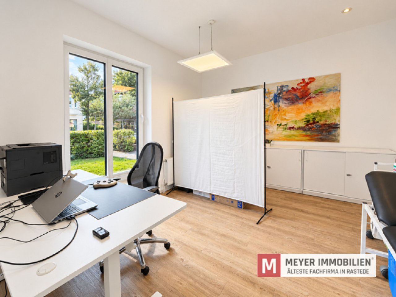 Anbau vorne - Büro Anbau vorne - Büro