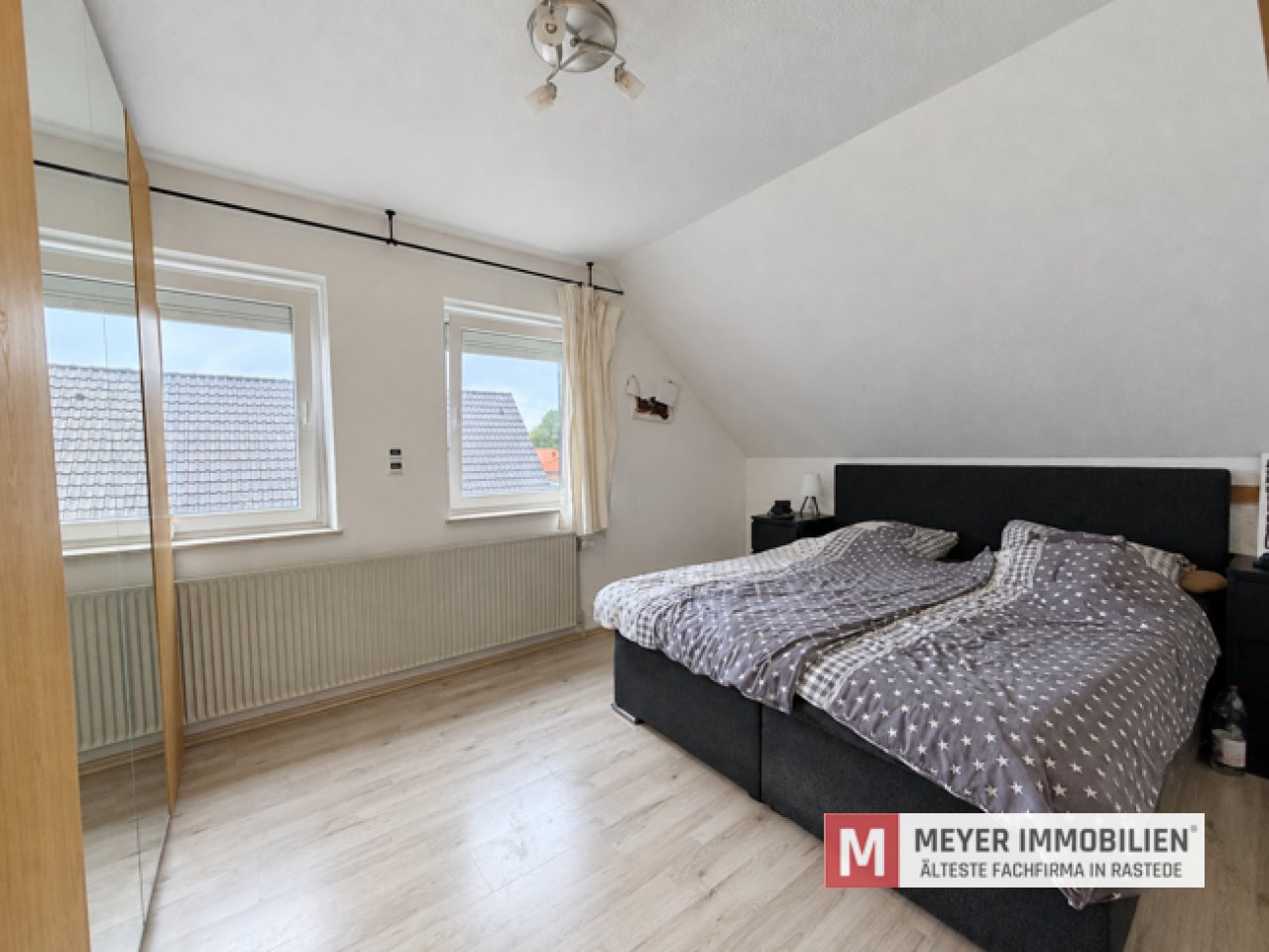 Schlafzimmer DG Schlafzimmer DG